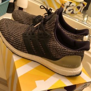 mocha ultra boost 4